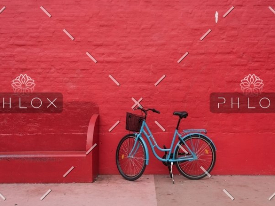 demo-attachment-1546-christian-stahl-xmGkzY-Fgg-unsplash@2x